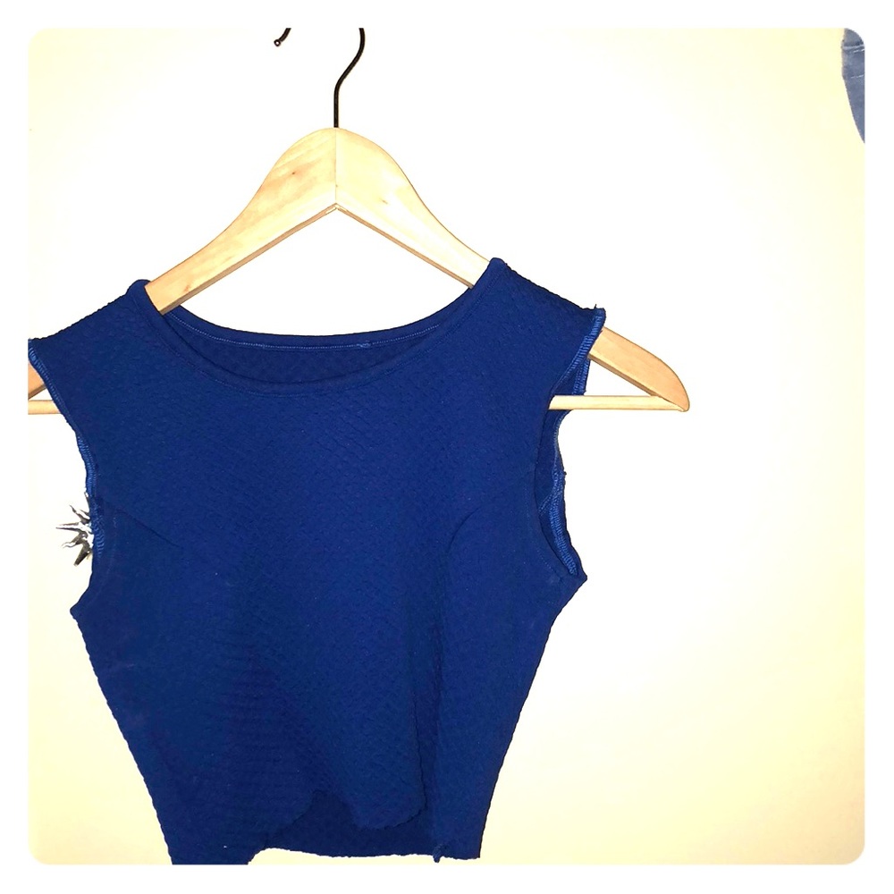 Crop top